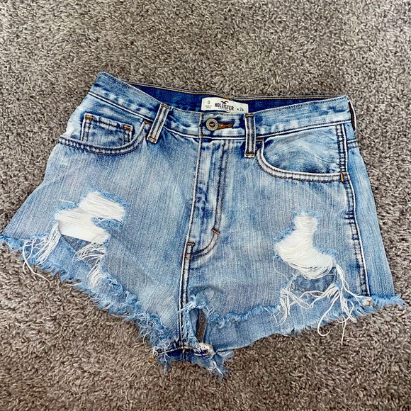Hollister Pants - HOLLISTER DENIM SHORTS